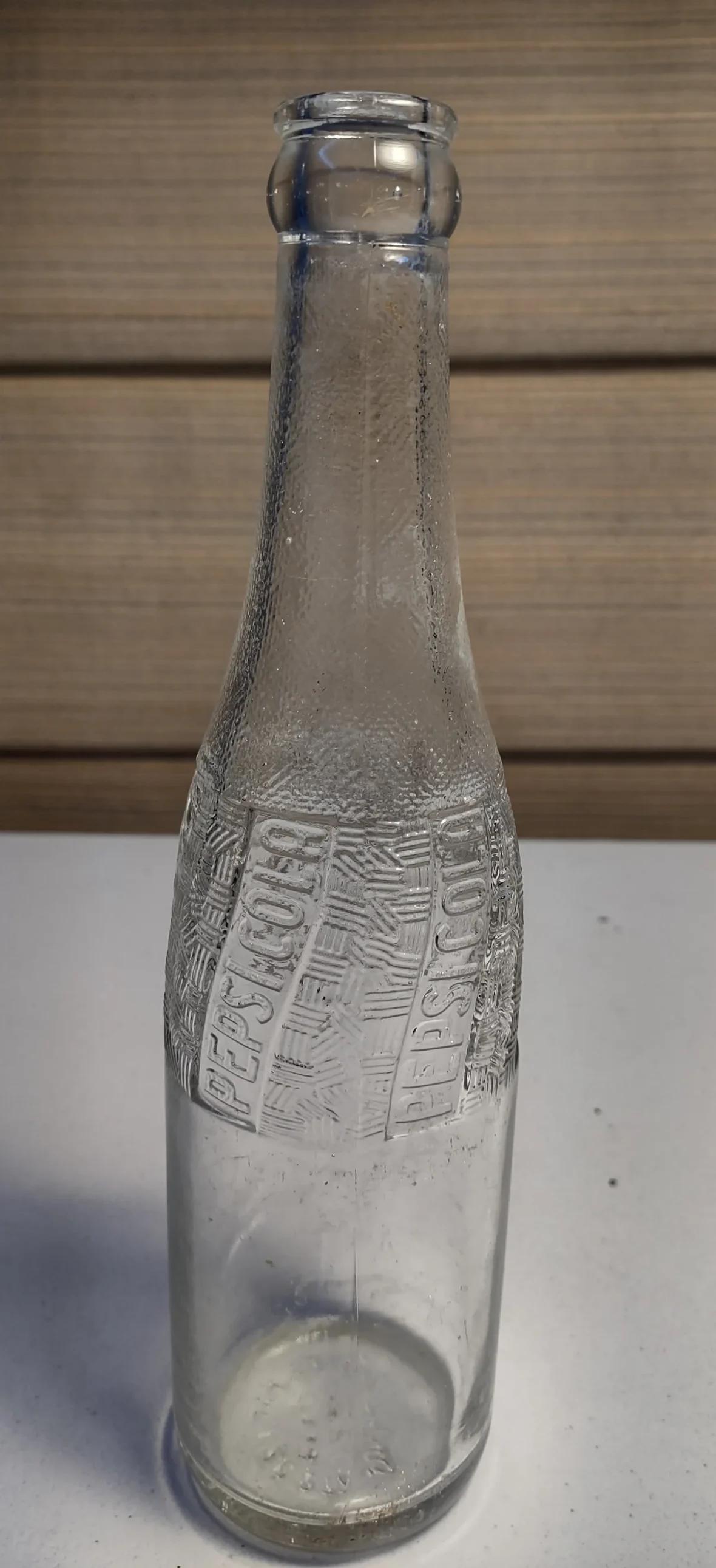 Credit: antiquebottlesnow.com