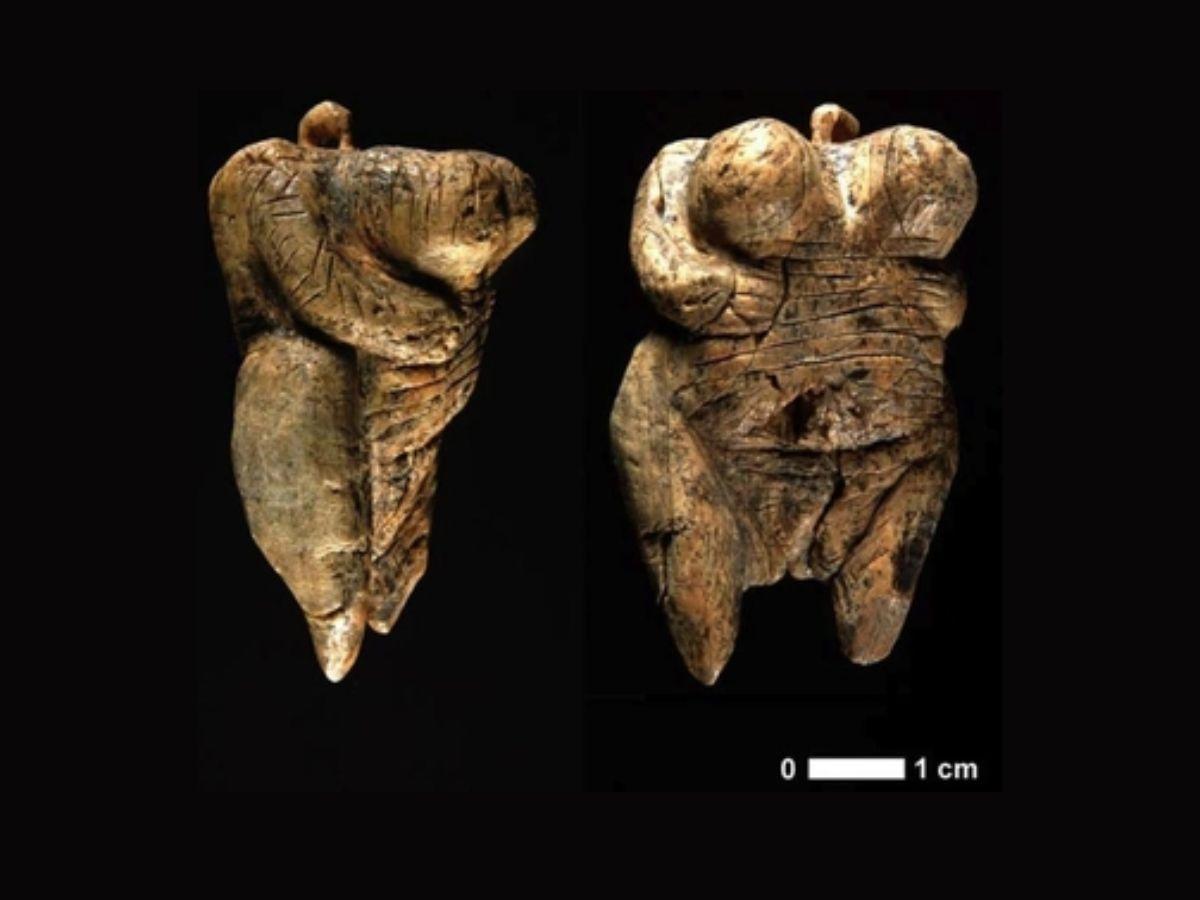 Venus of Hohle Fels Wiki Commons