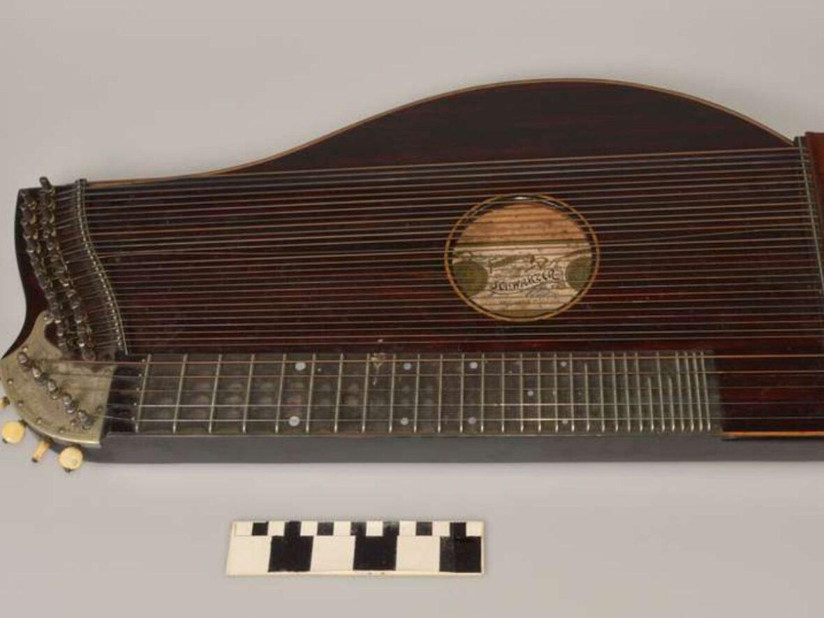 antique musical instruments