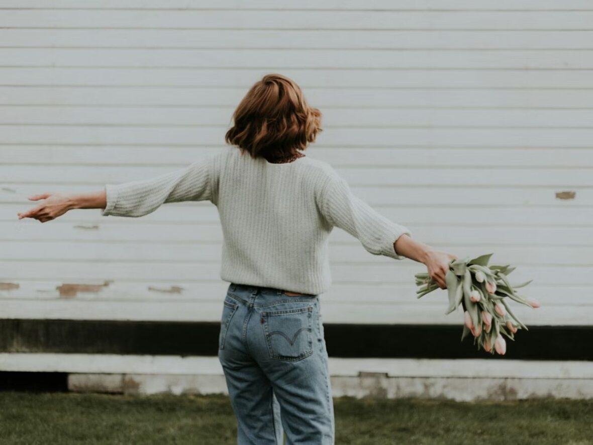 Quirkyalone Day Single Happy Unsplash