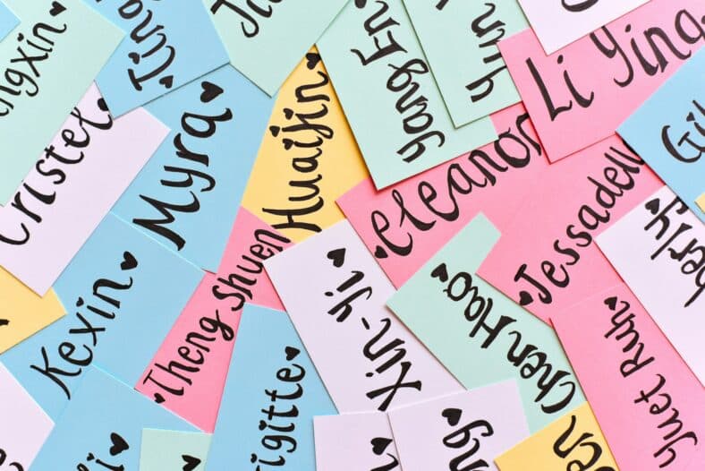 random name tags