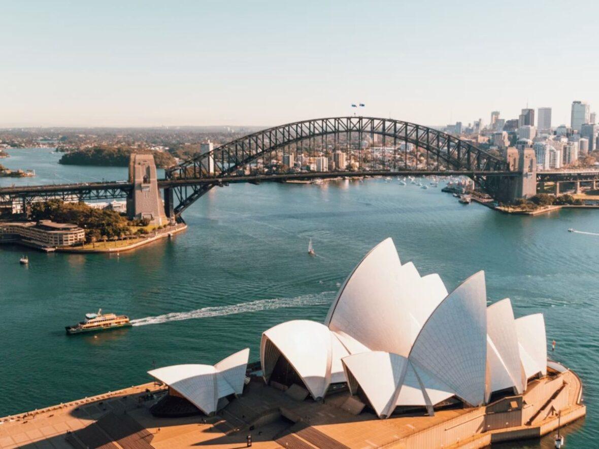 Australia The Westwall High School Incident, Unsplash