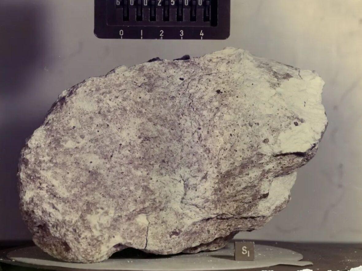 Moon Rock, Air and Space Museum