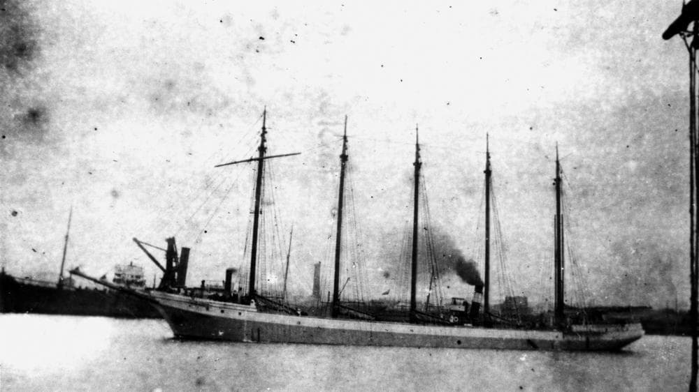 Rum Row: A Floating Black Market
