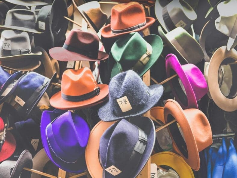 hat display