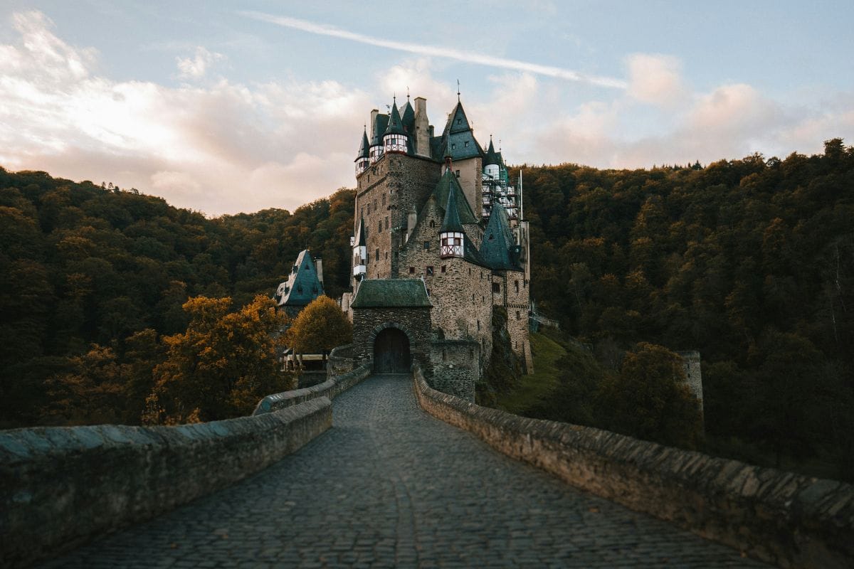 Oldest Castle in the World, Credit Unsplash