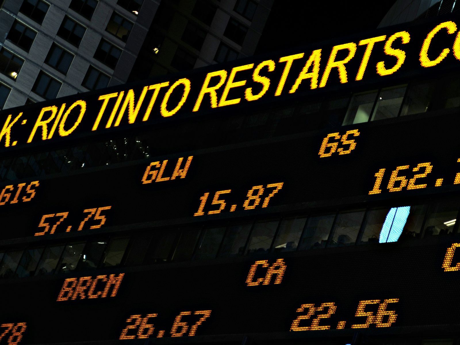 biggest stock market crashes in history, credit unsplash