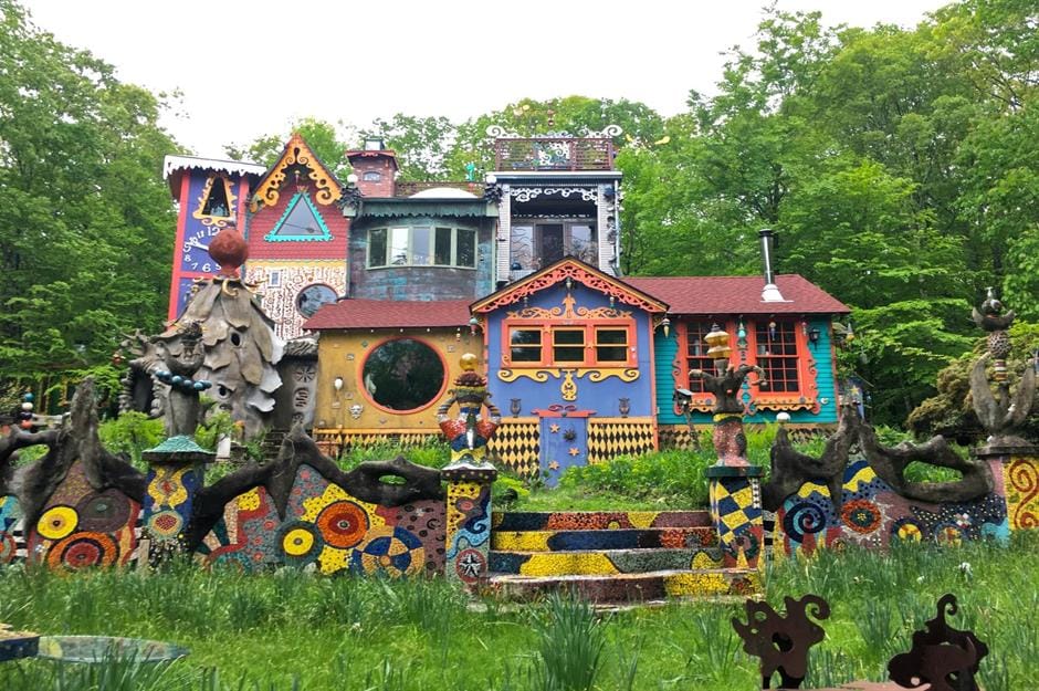 weirdest houses in the world