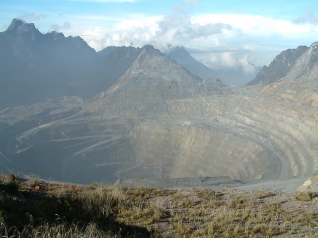 Grasberg Mine, Wiki Commons