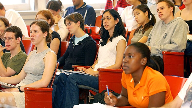 5 Best TVs For College Students