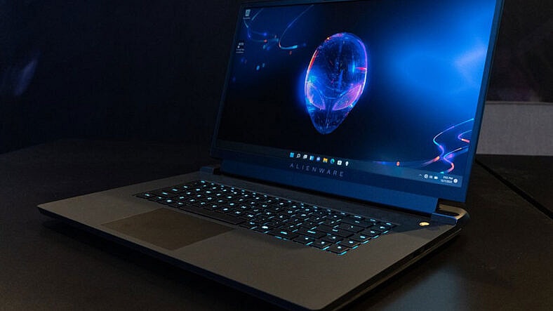 Ultra Settings: Alienware m15 R7 Laptop Review