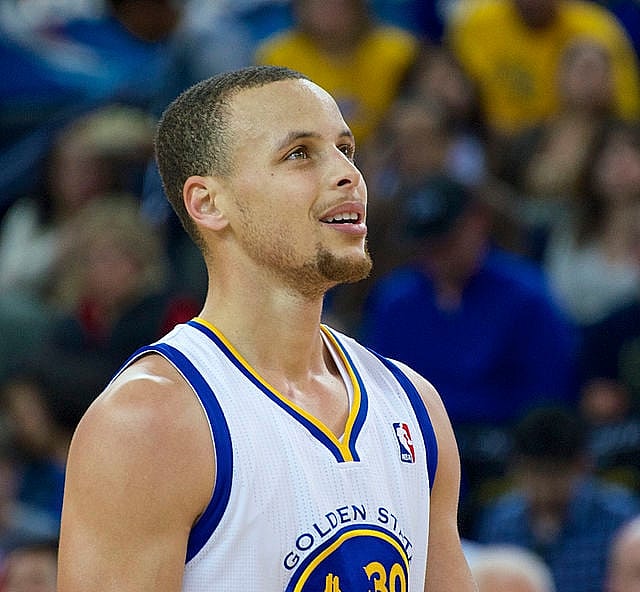 10 Most Valuable Stephen Curry Rookie Cards