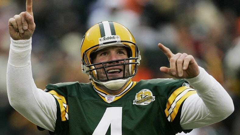 8 Most Valuable Brett Favre Cards: Including Rookie Cards and Rare Collectibles