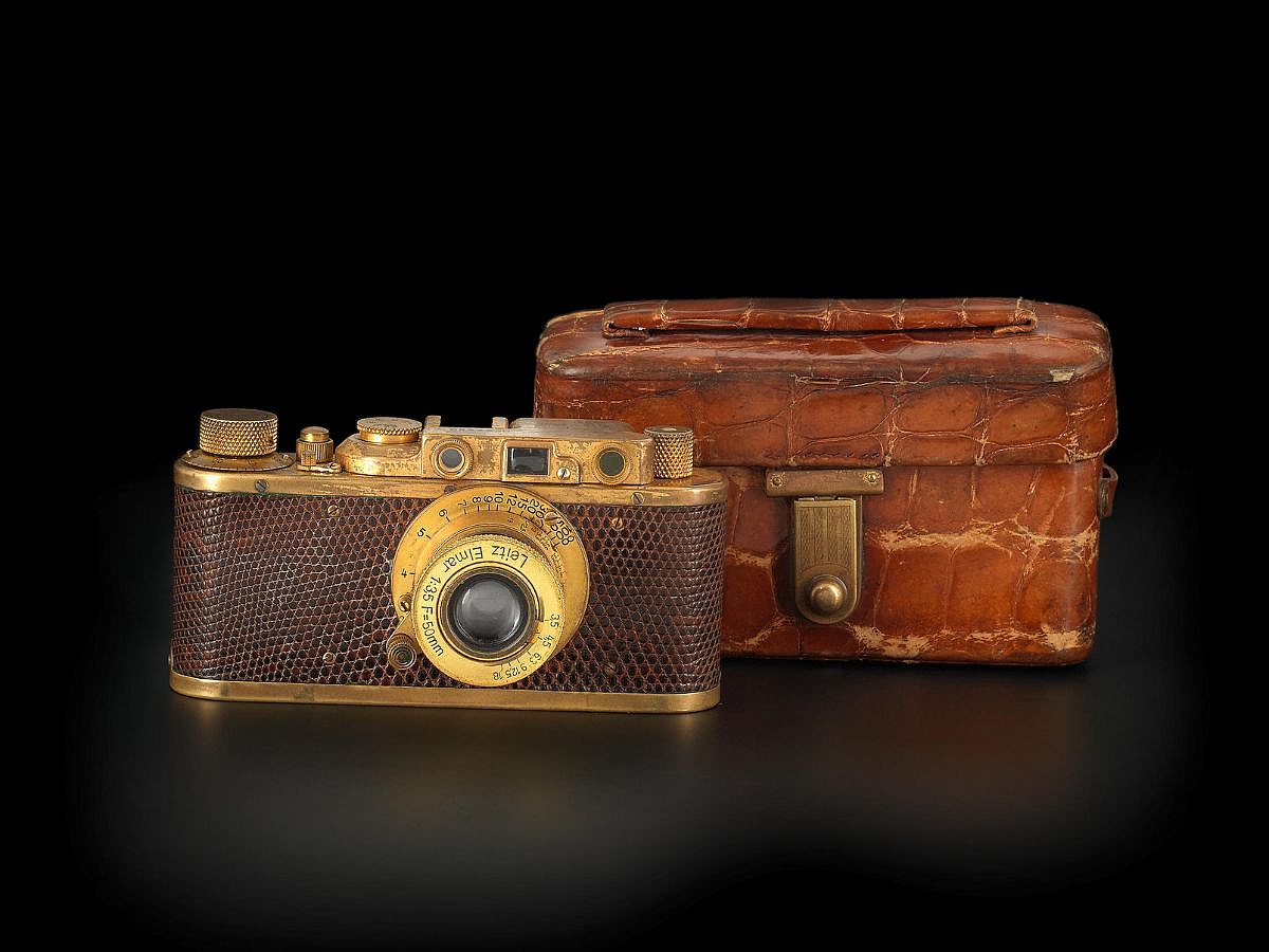 Leica Luxus II Bonhams