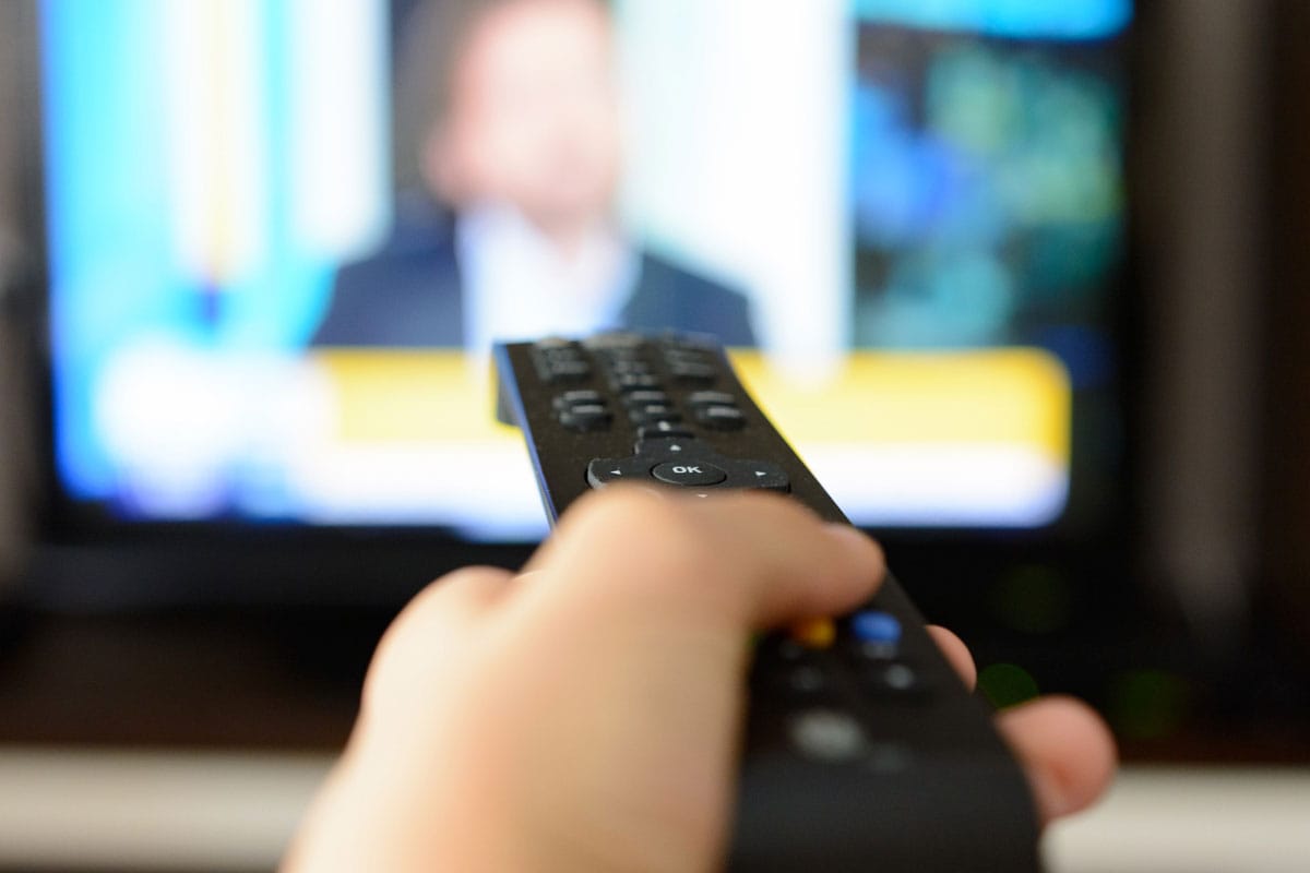 40-inch 4k smart TVs