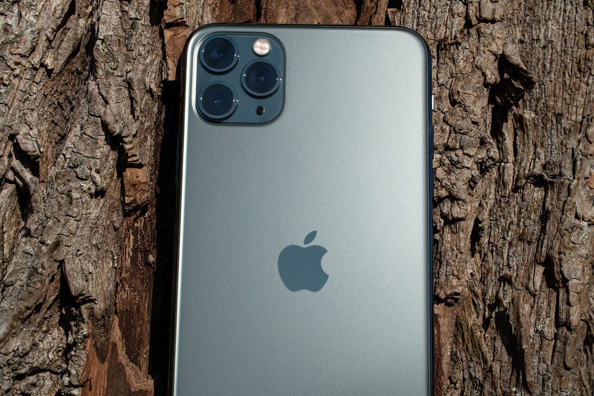 How To Tell If Someone Is Spying On Your iPhone