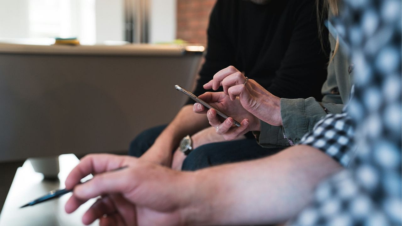 Digital Detox Resolutions, Unsplash