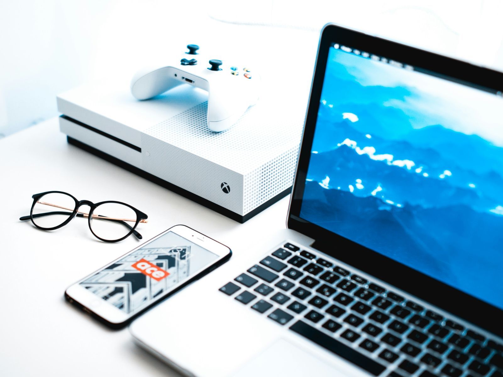 Modern Technology, Unsplash
