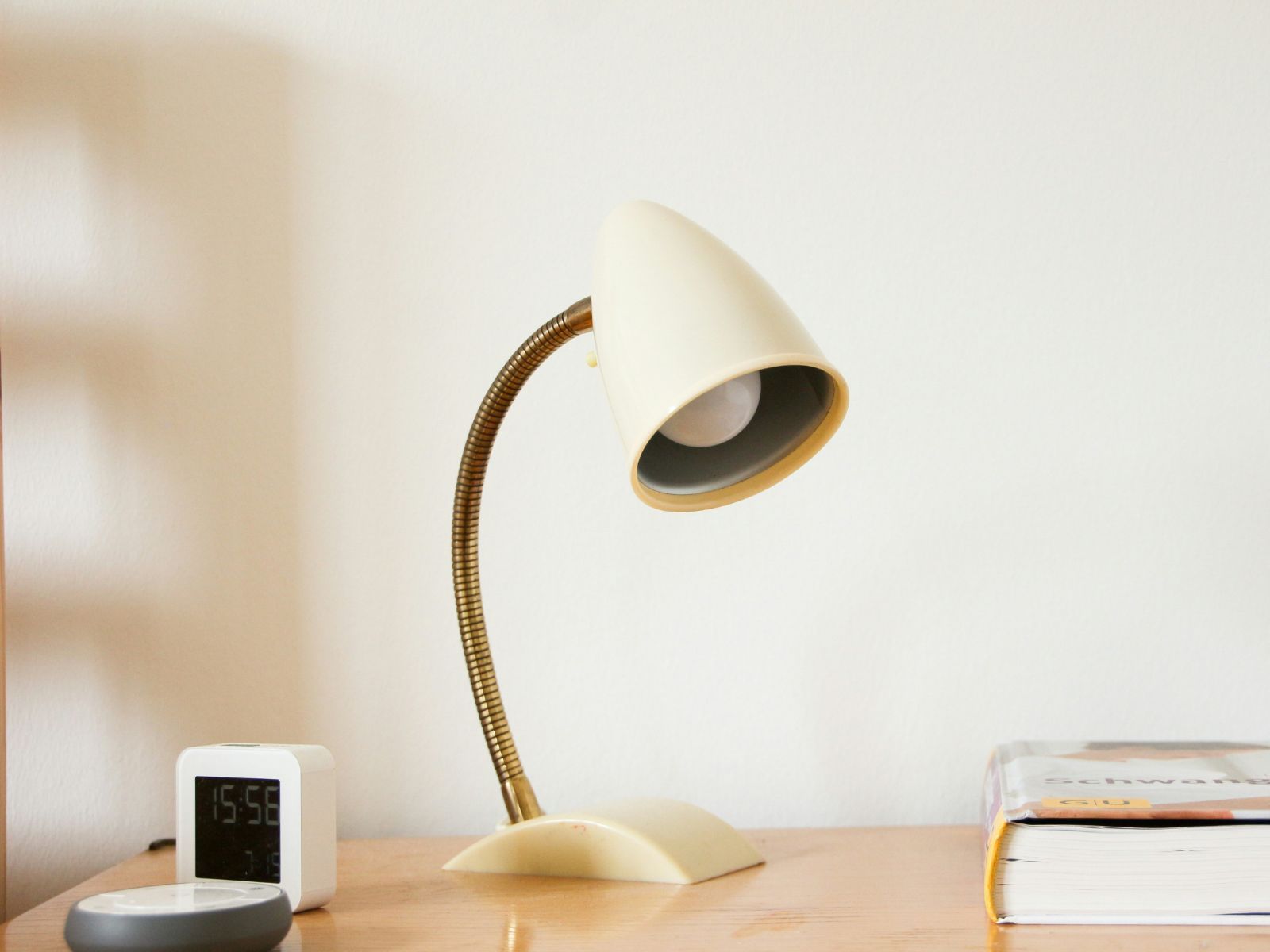Vintage Lamps, Unsplash