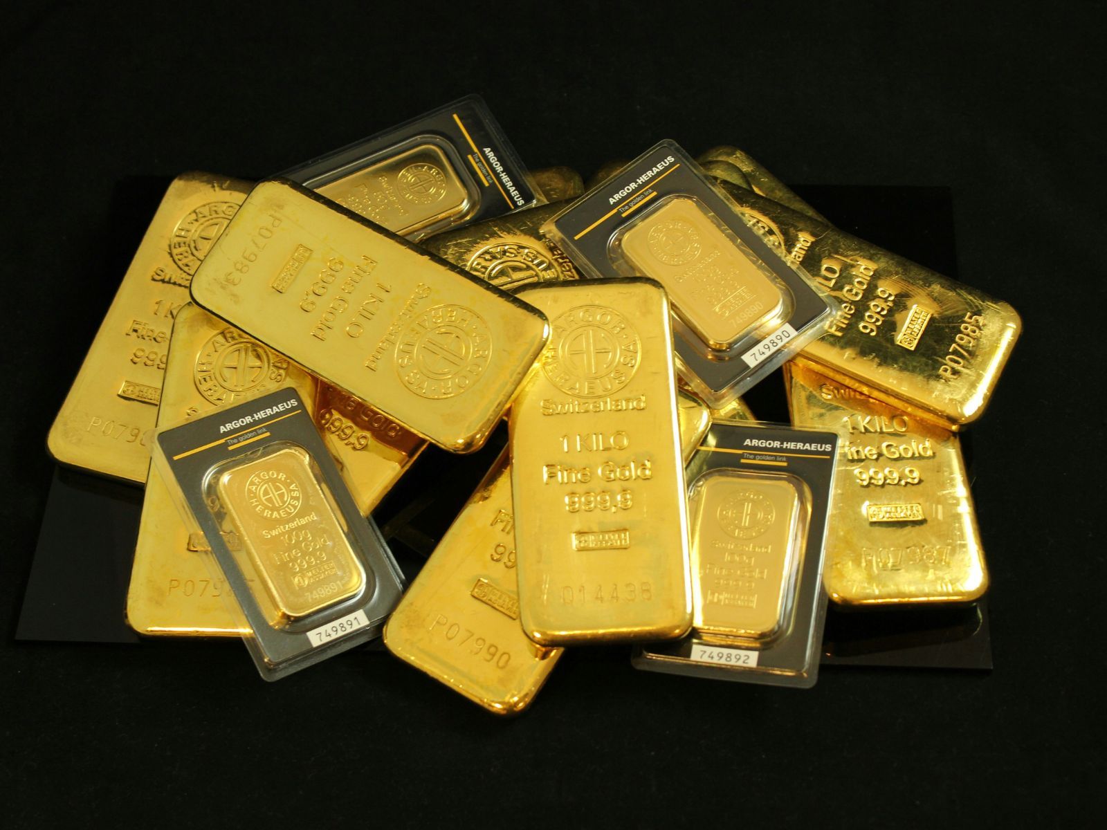 Largest Gold Deposits in the World, Unsplash