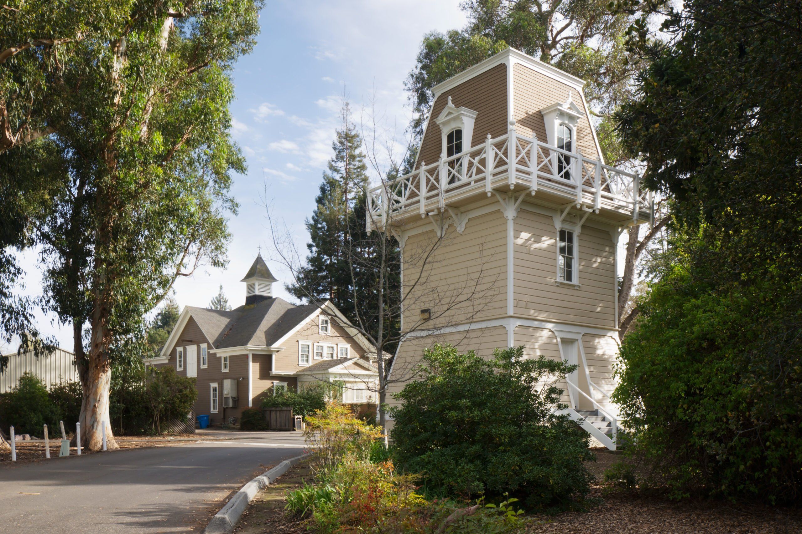 richest towns in California