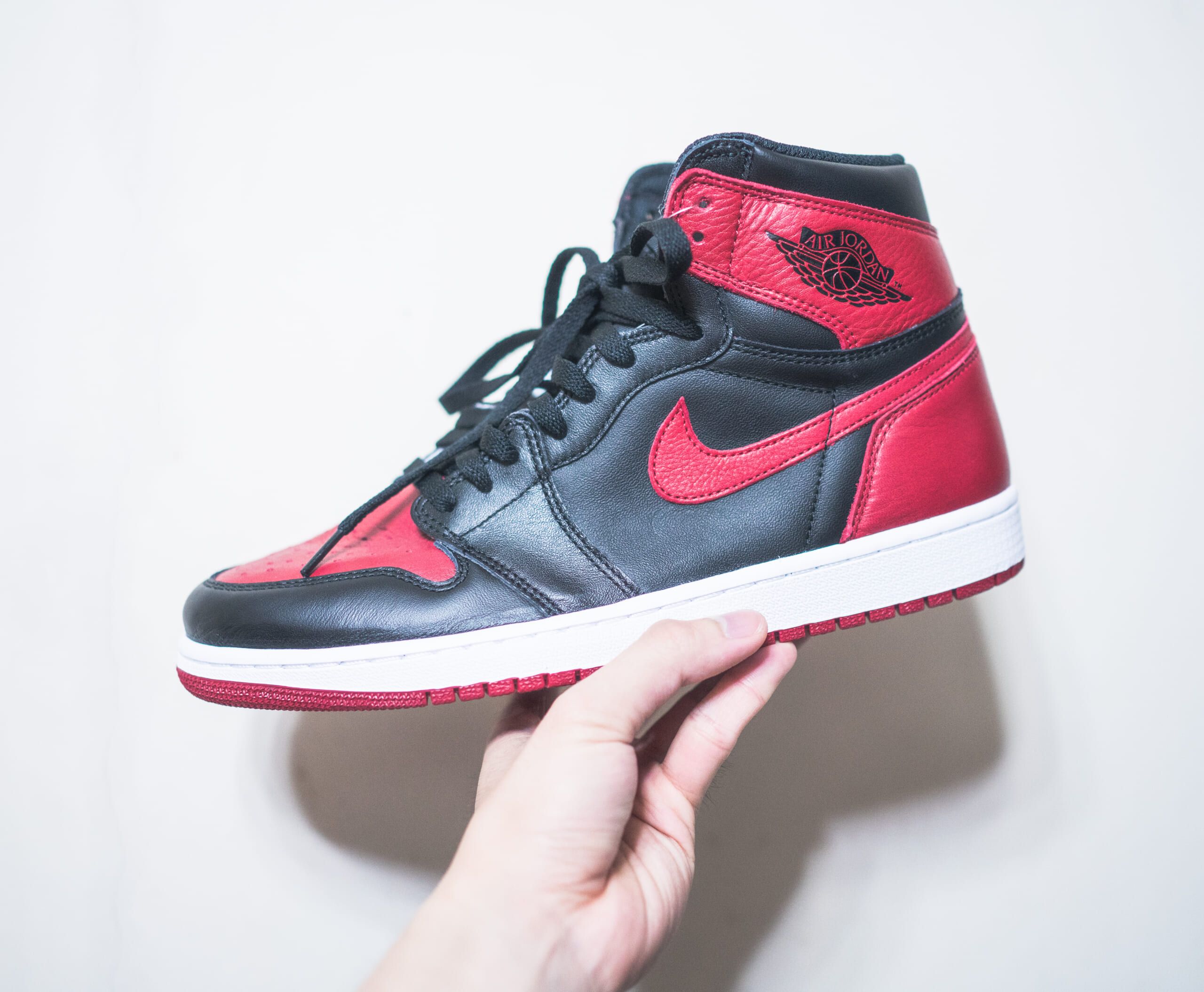 How to tell if Jordan 1's are fake