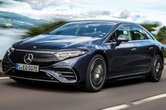 Mercedes EQS
