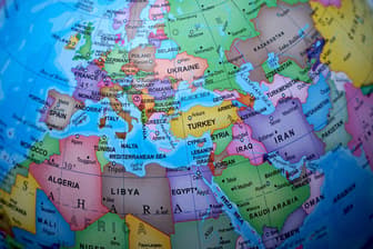 Why All The World Maps Are Wrong?