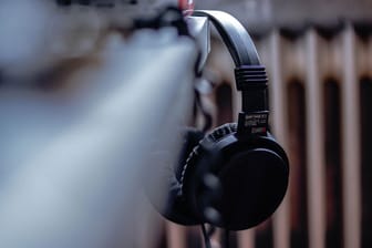 Best Noise-Canceling Headphones For Under $100