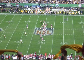 10 Strangest Super Bowl Facts From NFL History