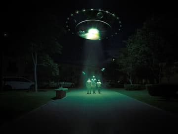 Strange UFO Stories, Unsplash