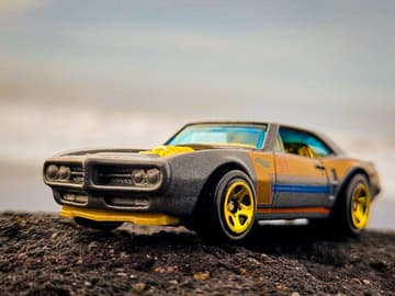 hot wheels car / 1980s hot wheels