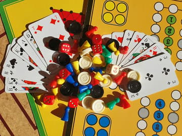 variety of board games / 1970s war board games