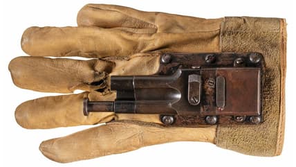 glove gun / espionage gadgets