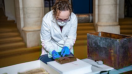 Oldest Most Interesting Stories Behind Time Capsules, Google Commons
