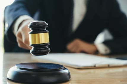 strange laws from around the world / judge with gavel
