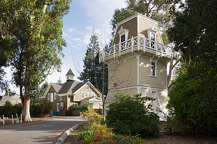 richest towns in California