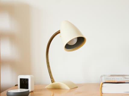 Vintage Lamps, Unsplash