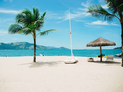 Countries with the Most Beaches, Unsplash
