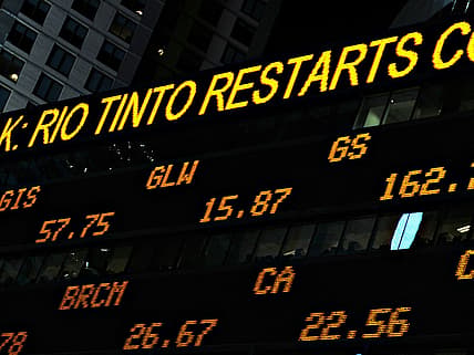 biggest stock market crashes in history, credit unsplash
