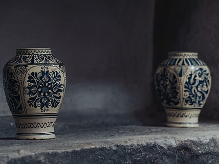 Ceramic Vases on the market Unsplash