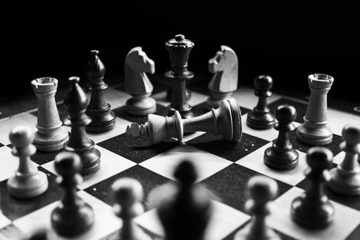 vintage chess sets unsplash