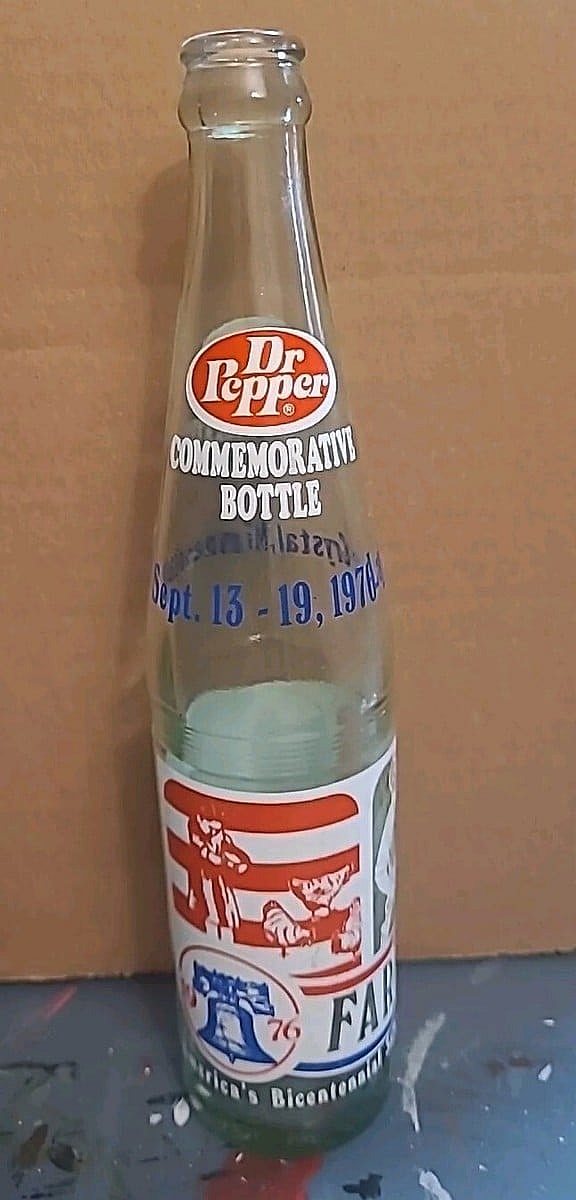 Dr. Pepper Bicentennial soda can