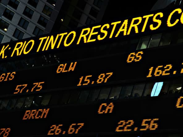 biggest stock market crashes in history, credit unsplash