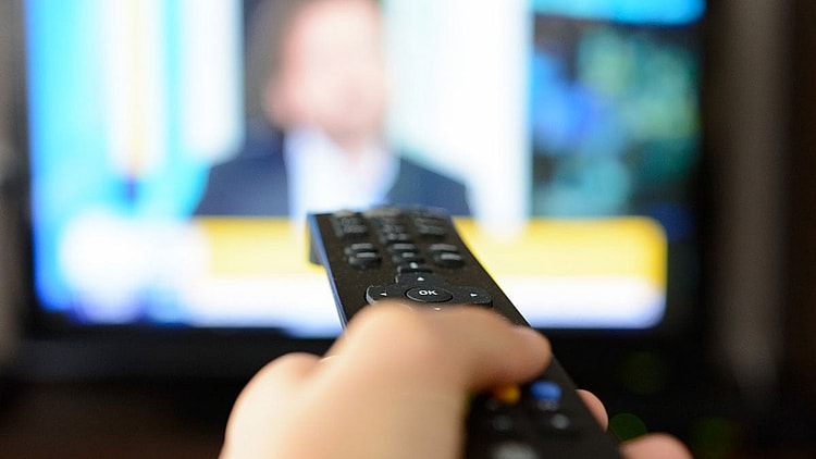 40-inch 4k smart TVs