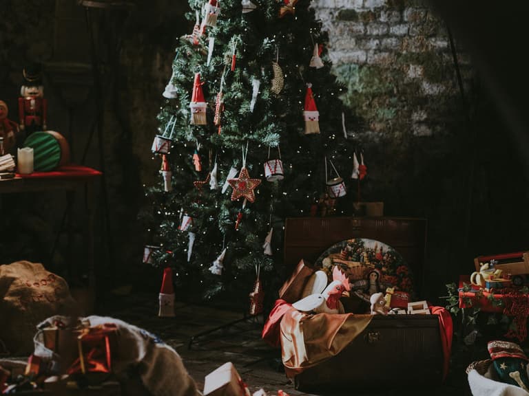 Silent Night, Unsplash