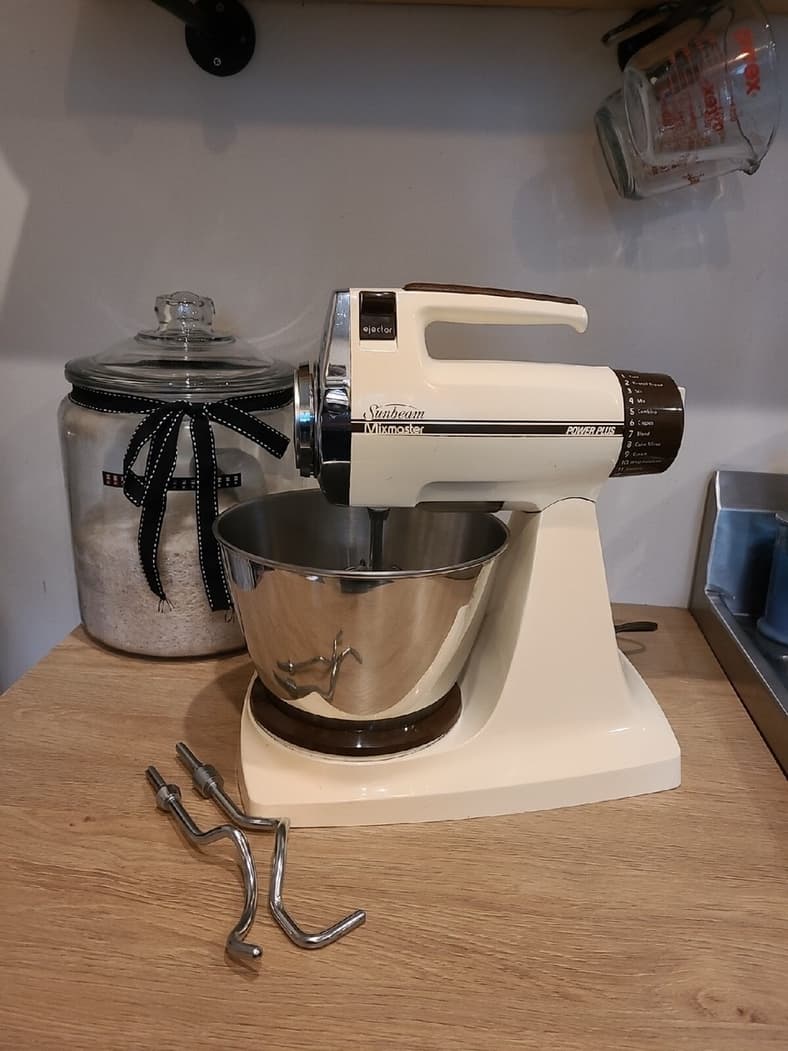 Sunbeam Mixmaster Kitchen Mixers