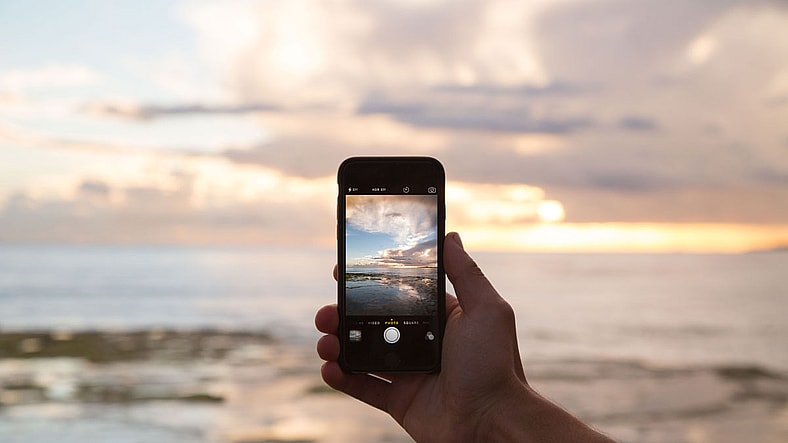 How To Turn A Live Photo On iPhone Into A Video?