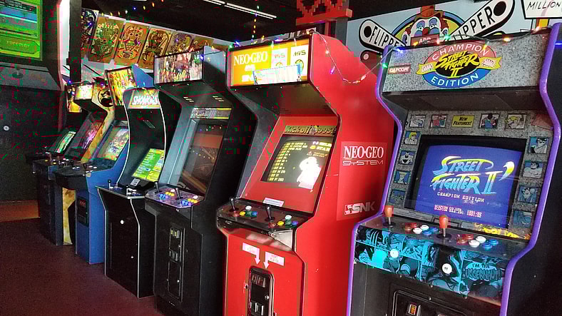 Retro Con
