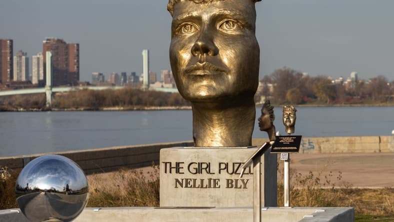 Sculpture depicting Nellie Bly